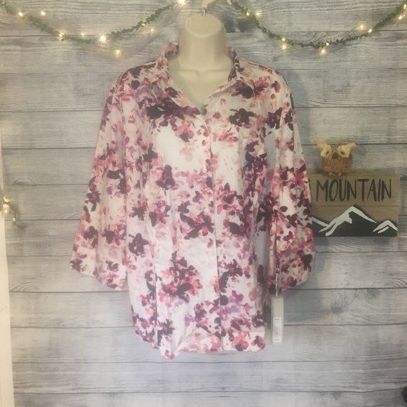 Apt. 9 Tops - Floral Button Down 3/4 Sleeve Shirt Apt 9